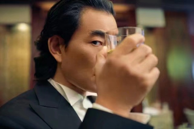 任贤齐年轻时颜值巅峰长头发,任贤齐极度霸气