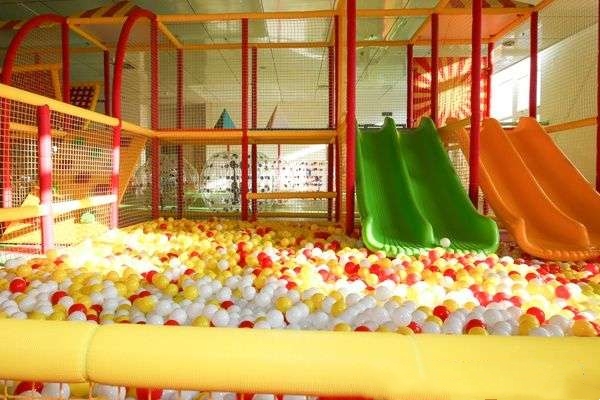 江苏天筑不锈钢雕塑厂家定制儿童设施最受欢迎的室内游乐设备