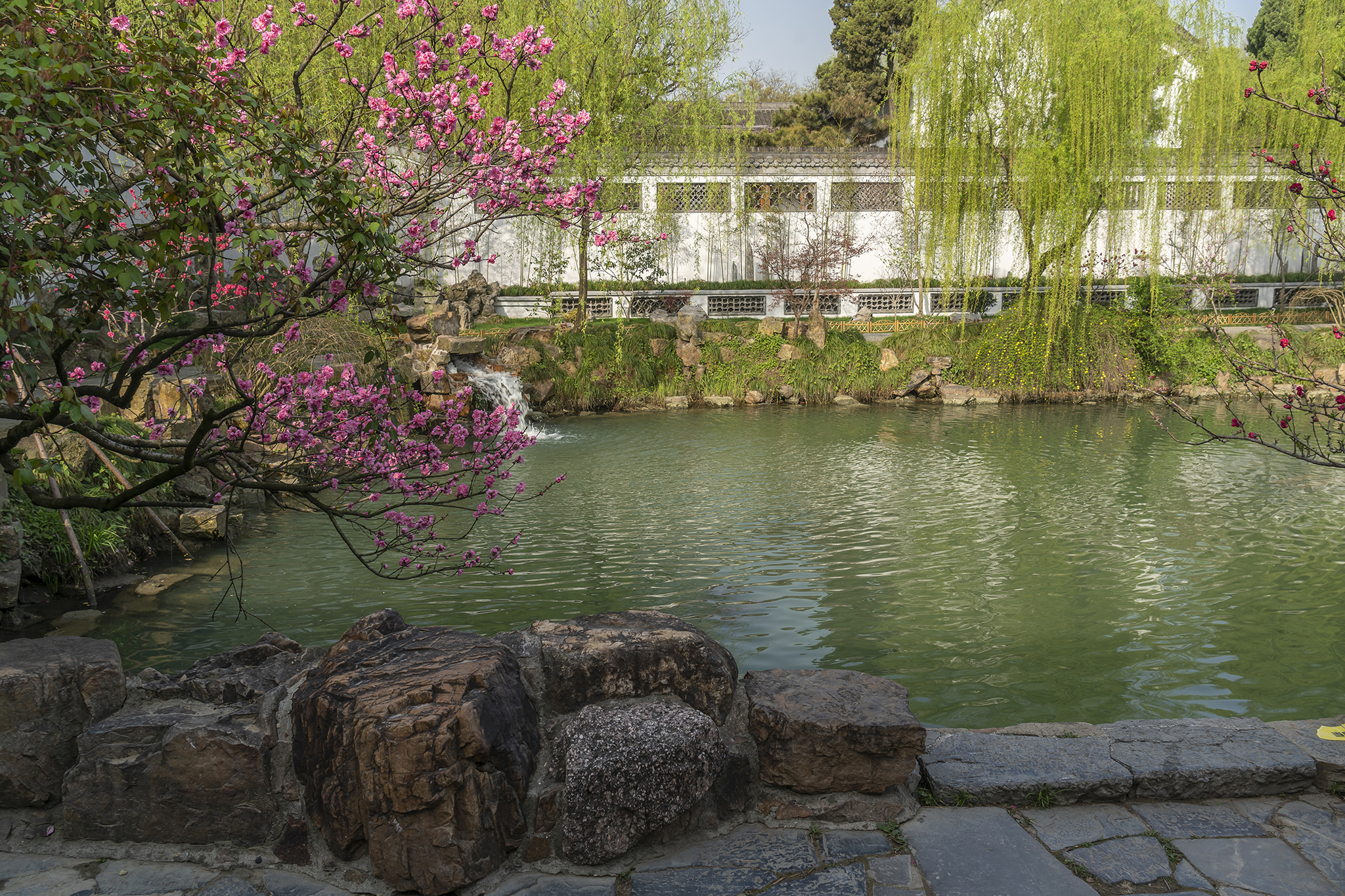 春风十里扬州路烟花三月瘦西湖,扬州三月瘦西湖