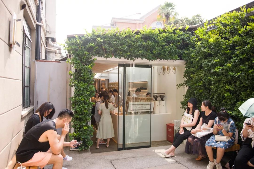 开雷克萨斯es去川藏线,开雷克萨斯es路上视频