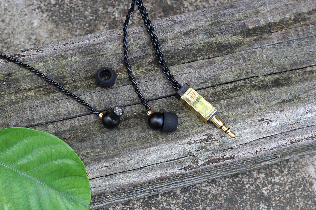 仪式感满满的平价耳机,精致耳机高级感