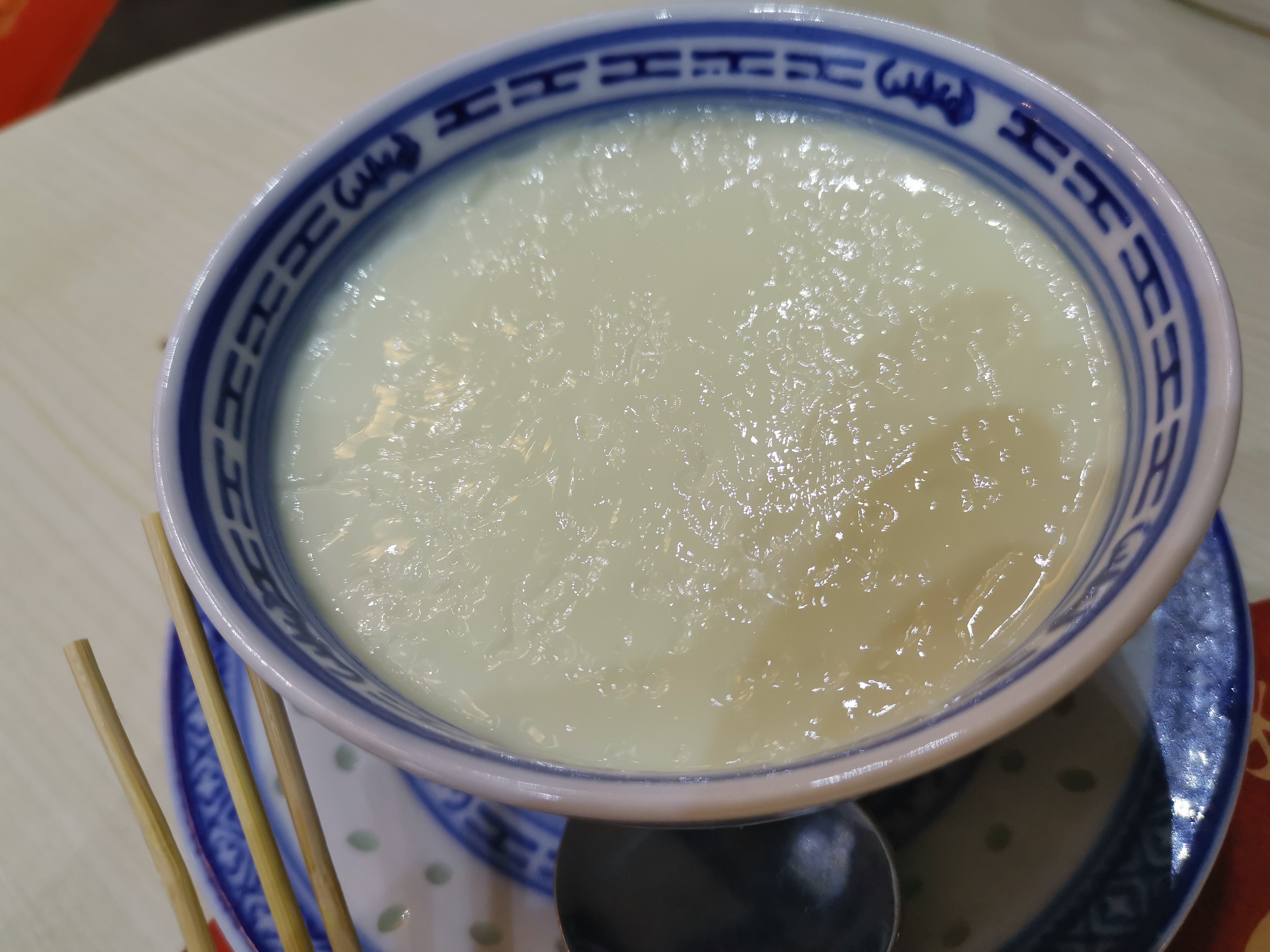 吃到自己破产！篇七：广州网红牛奶甜品连锁店——赵记传承探店