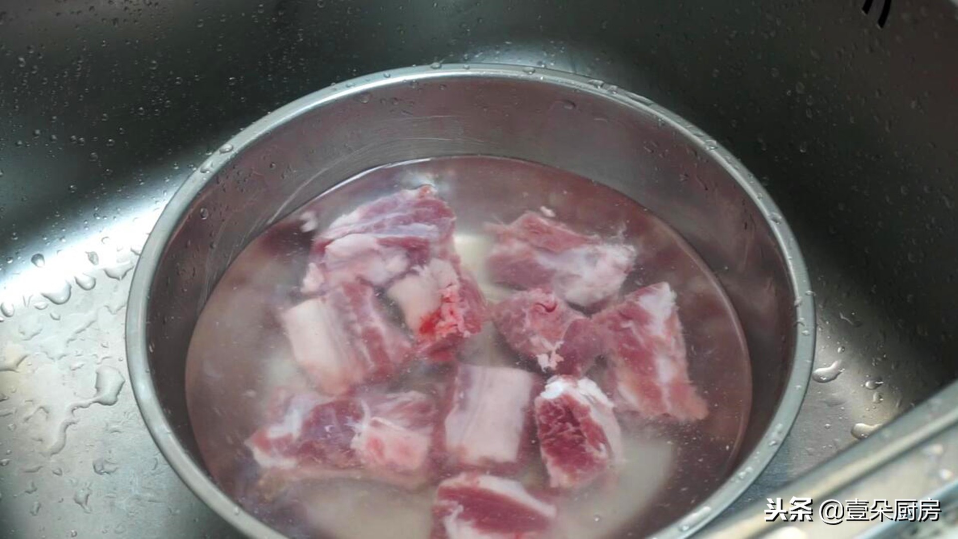 电饭煲可乐烧排骨的做法,电饭煲焖烧排骨正宗做法