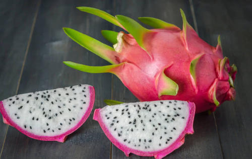 火龙果甜不甜看着就知道了,如何判断火龙果甜不甜