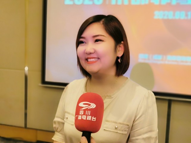 做中菲房产投资“搬运工”成都菲鹰品牌发布会在蓉成功举行