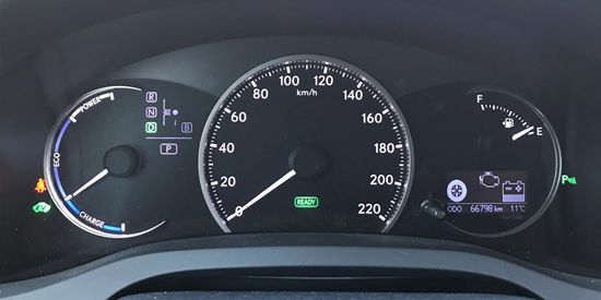 17万买辆小姐姐最爱混动雷车，省心省油实用性为何令人大跌眼镜？