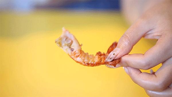 半个娱乐圈都打卡的眼镜小腰在簋街开店了！竟然3天五折！