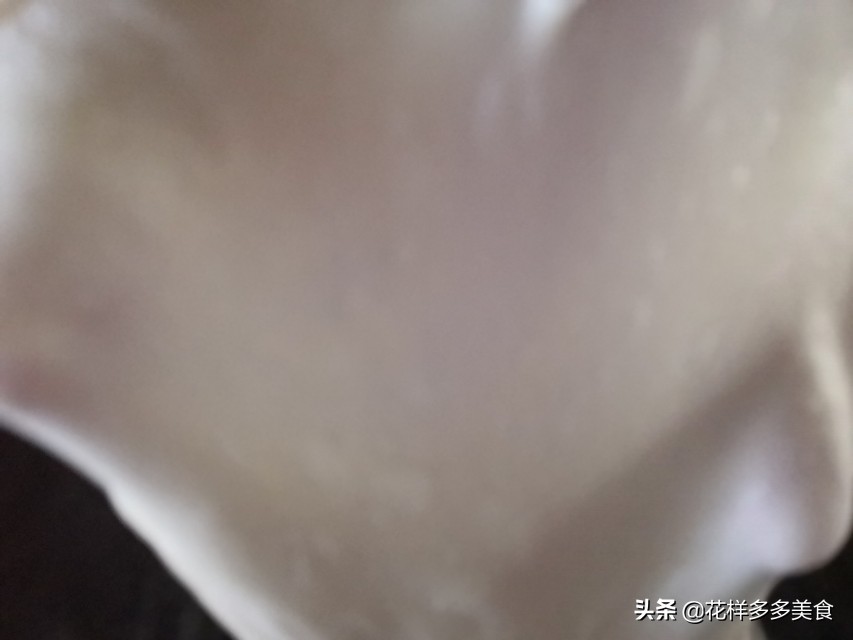 如何让刚出来的面包保持脆,怎样让面包拉出丝