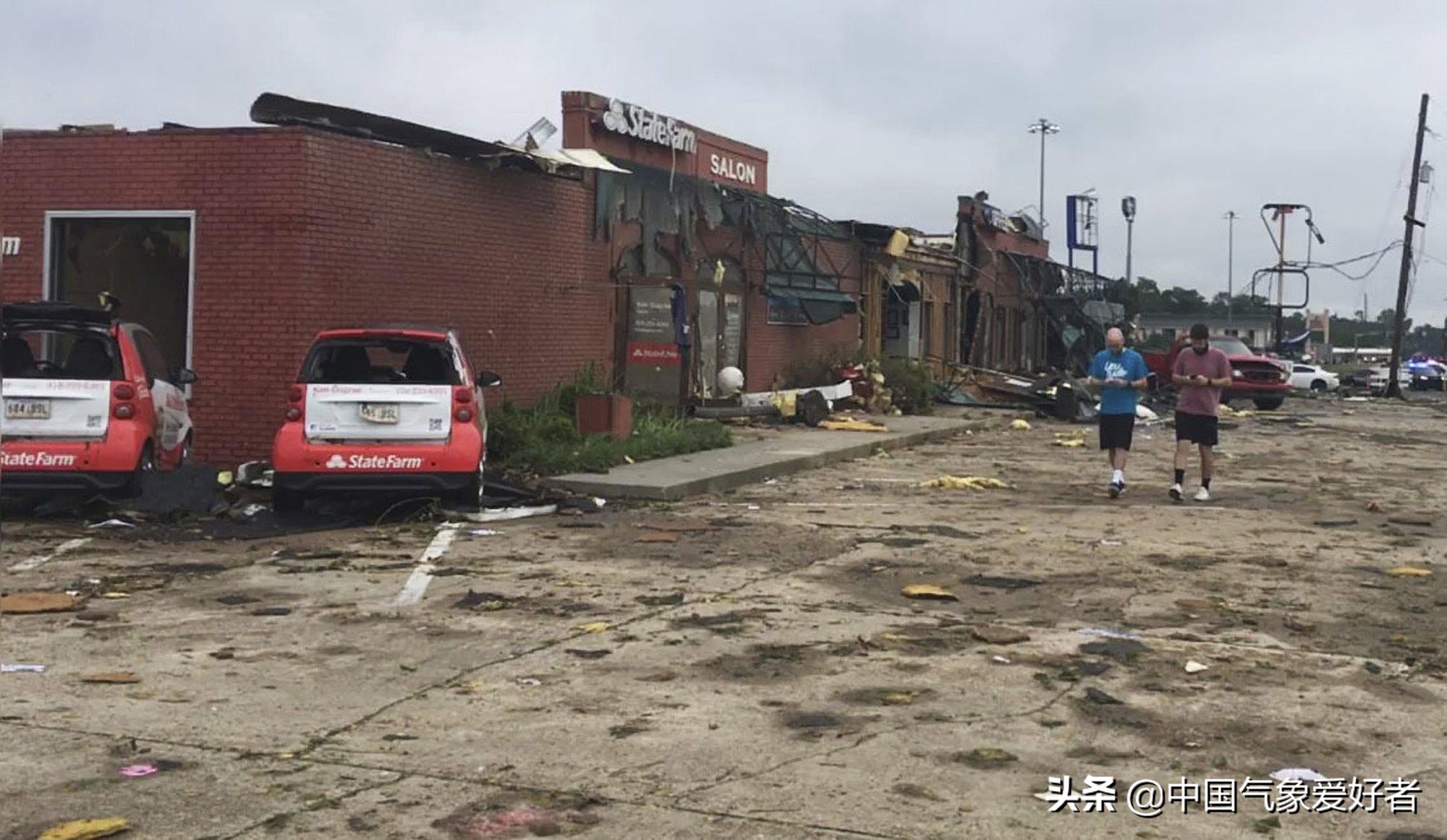 超强厄尔尼诺事件,飓风袭击美国遭遇超级龙卷风