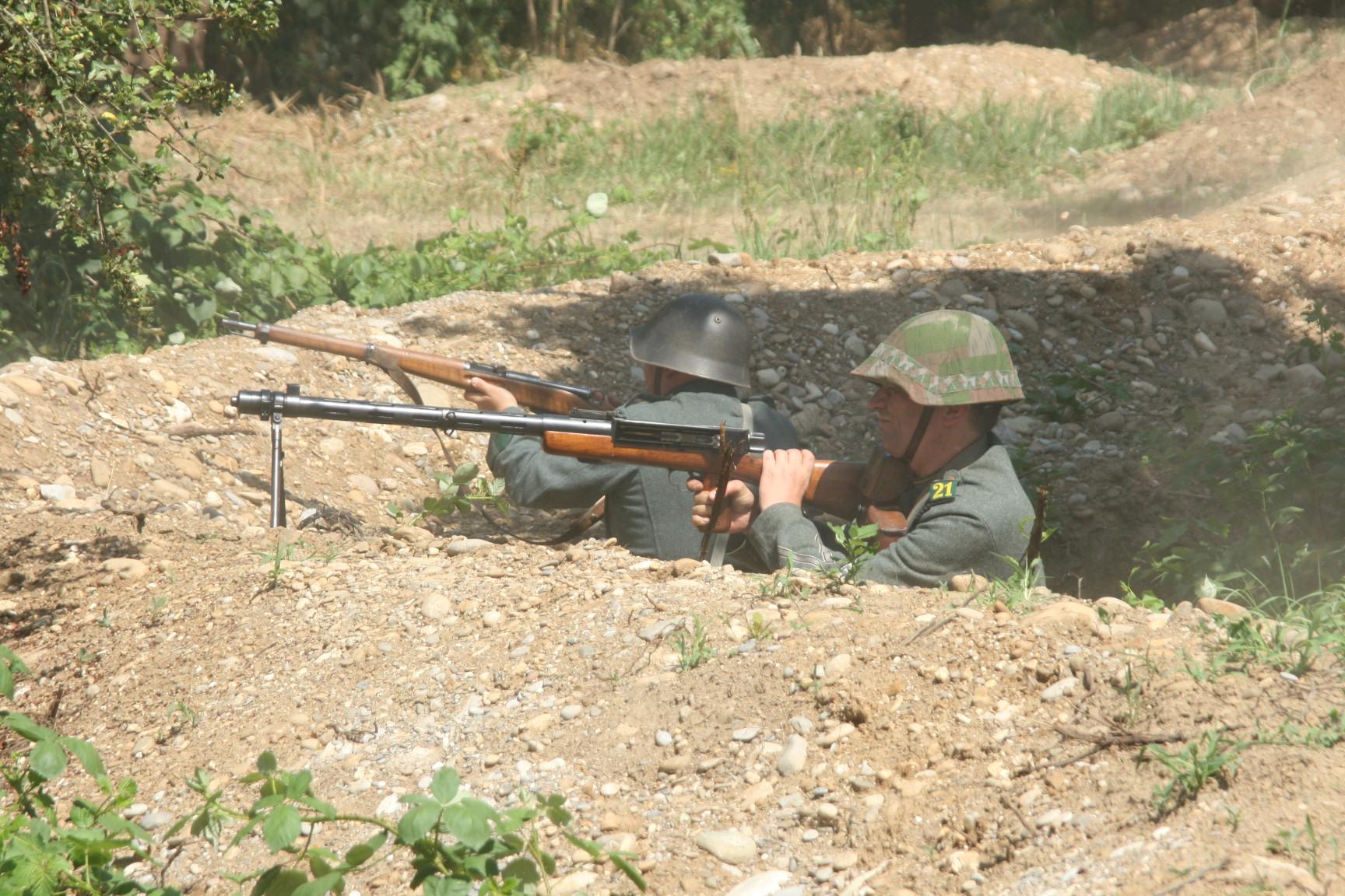 德国机枪mg42有多可怕,mg42机枪是真的吗