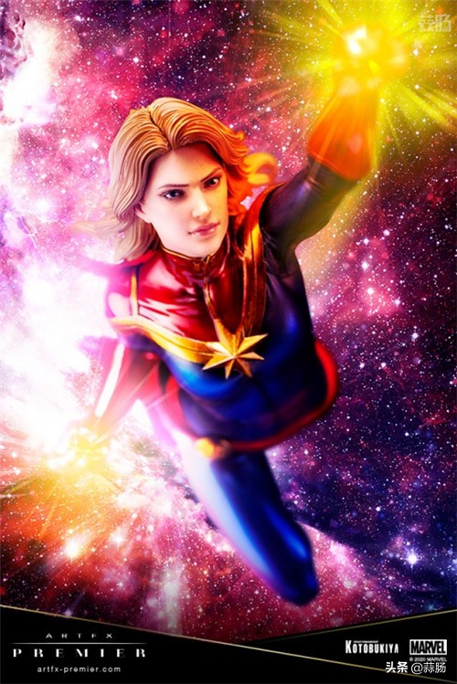 寿屋artfx闪电侠,惊奇队长卡罗尔丹佛斯的样子