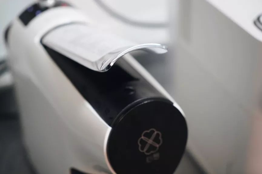 胶囊咖啡机哪款最好,想买咖啡机买便宜的还是贵的好