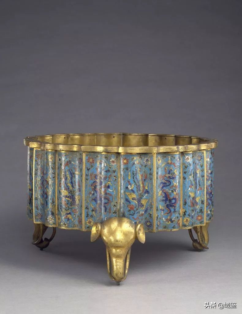 宫廷艺术欣赏大全,宫廷御用器物景泰蓝的制作