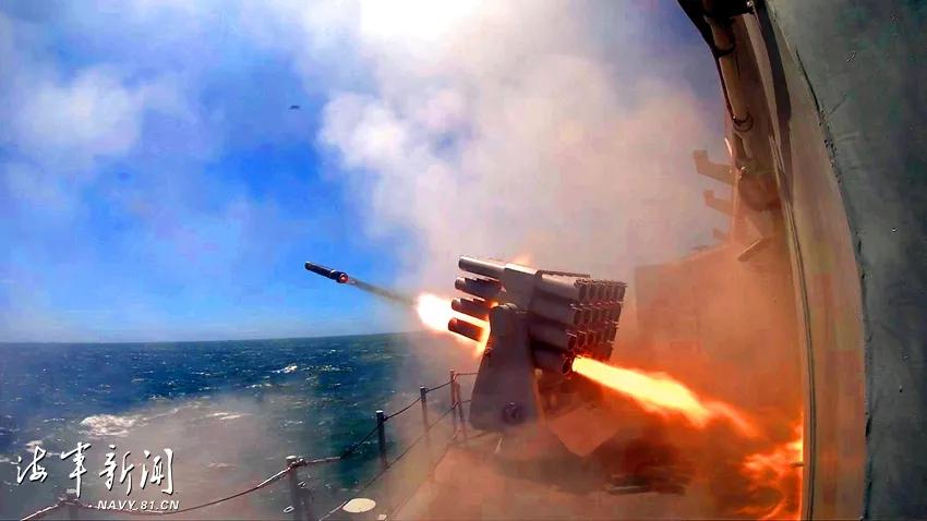 美舰过台海细节,官方谈美舰通过台海