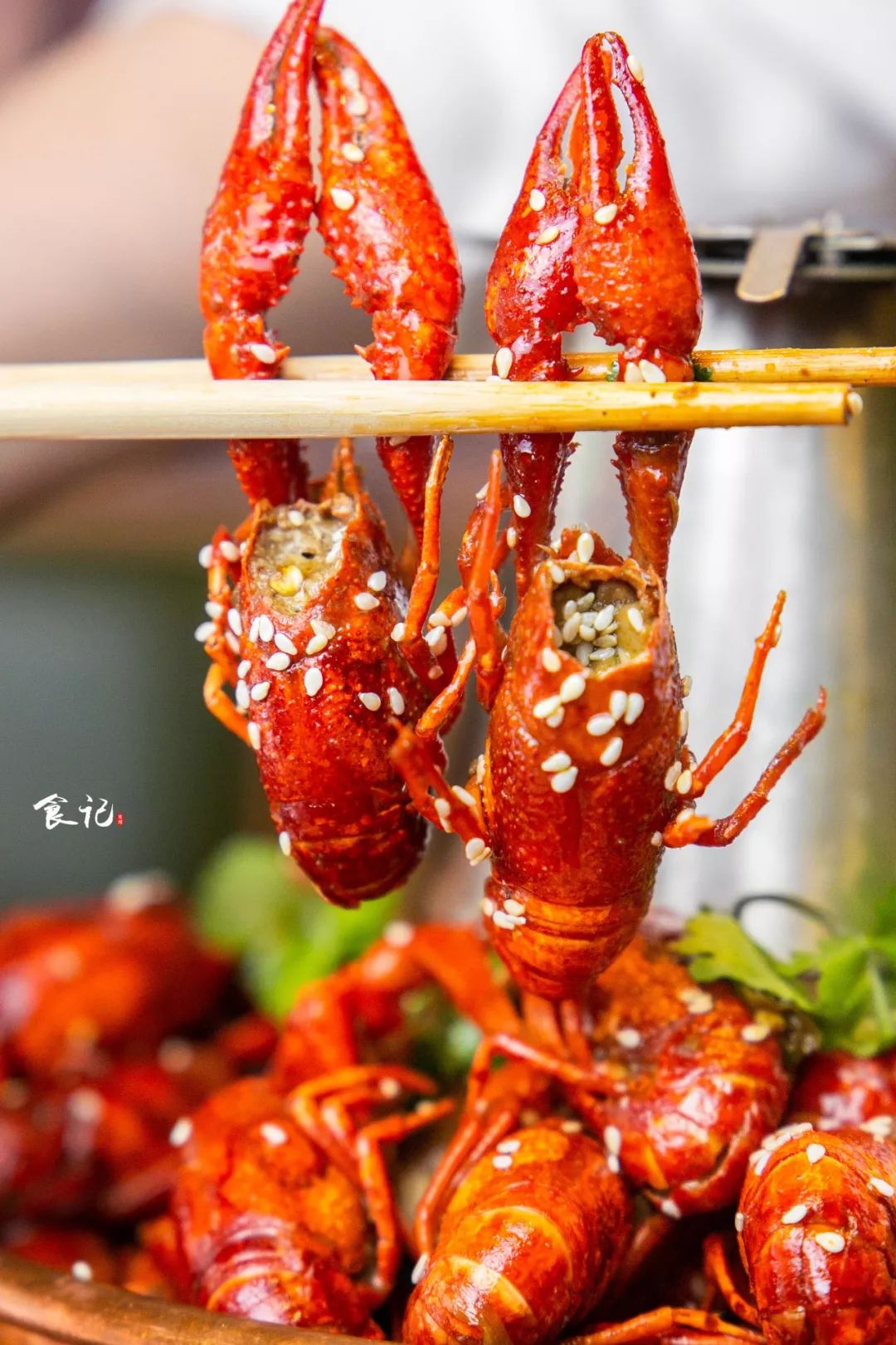 火爆襄阳的3层“壕锅”来袭！还有360°满到爆的龙虾牛蛙双子塔！