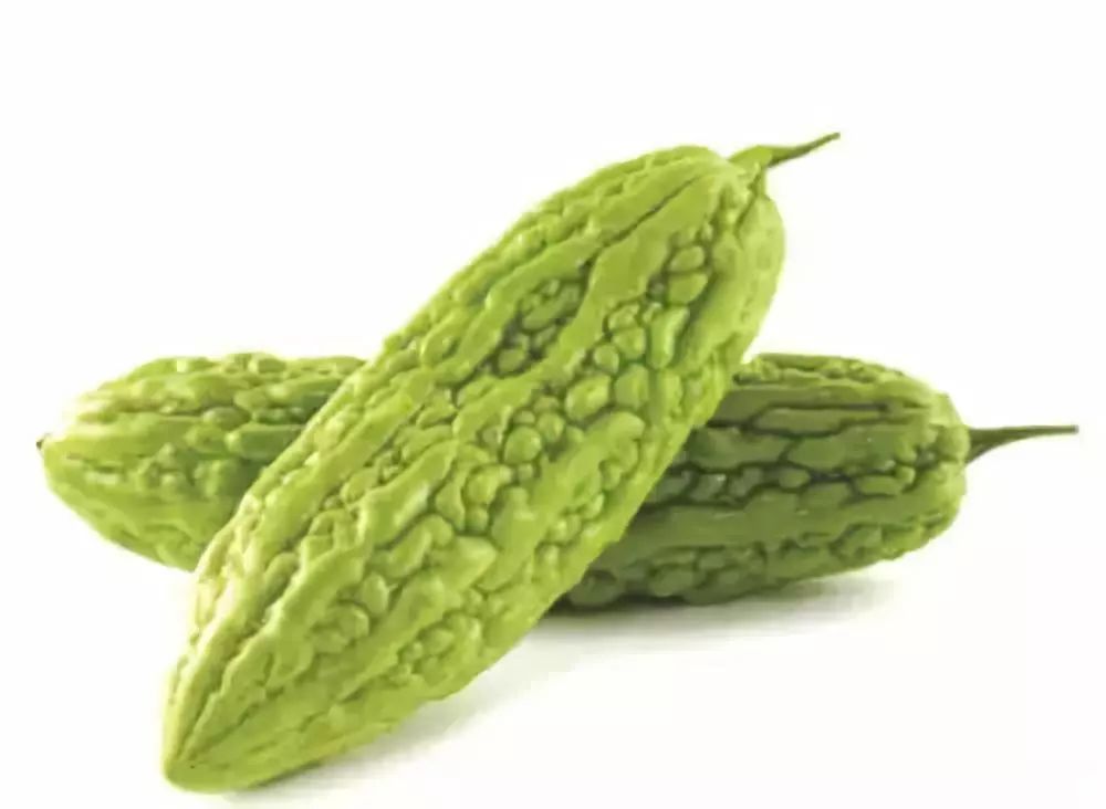 吃苦瓜降血压降糖功效,降血糖喝苦瓜籽管用不