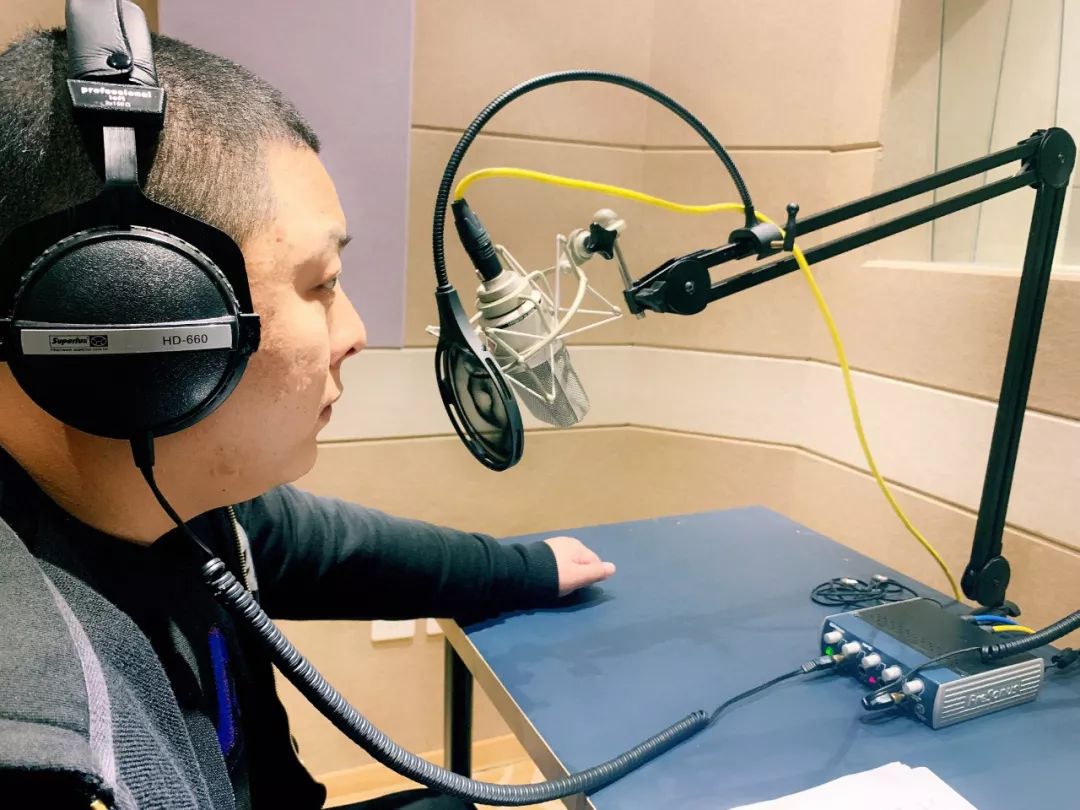 17岁流浪29岁登上福布斯,17岁少年流浪