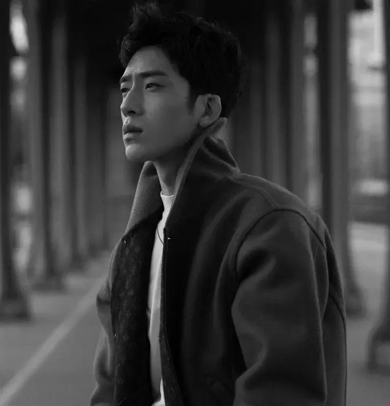 男士穿搭30岁轻熟风穿搭推荐,夏季偏瘦男士的穿搭指南