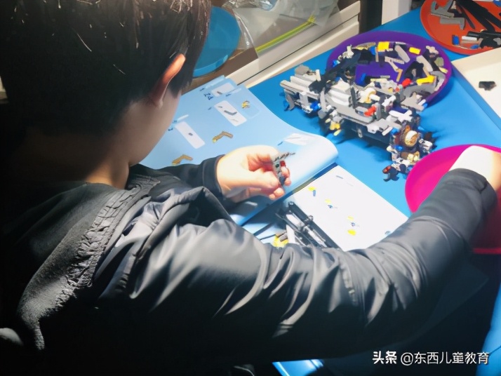 有个人居然把乐高玩成新花样,视频宝藏资源