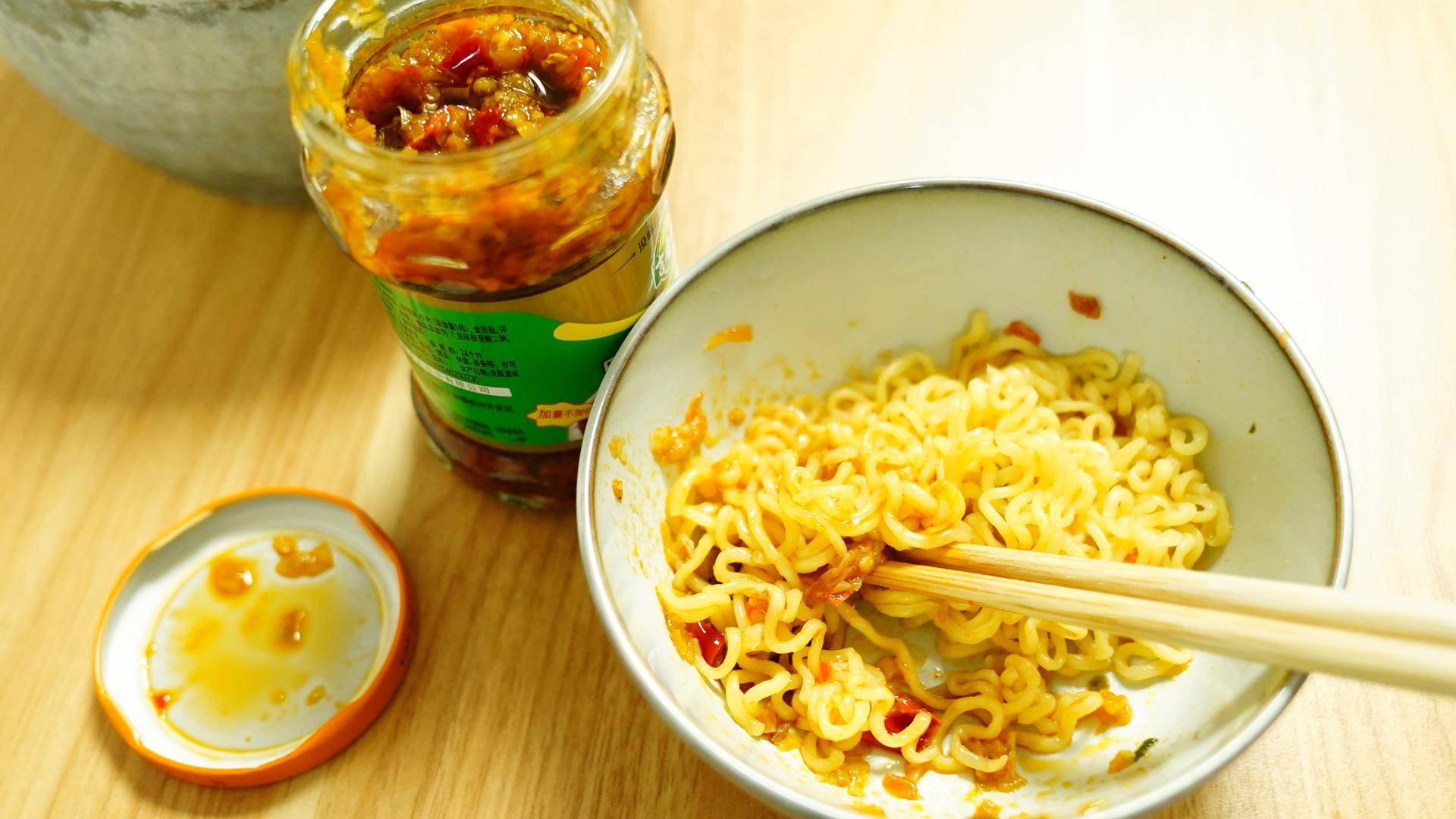 如何用老干妈调制万能秘制酱料,除了老干妈还有这16种酱料值得吃