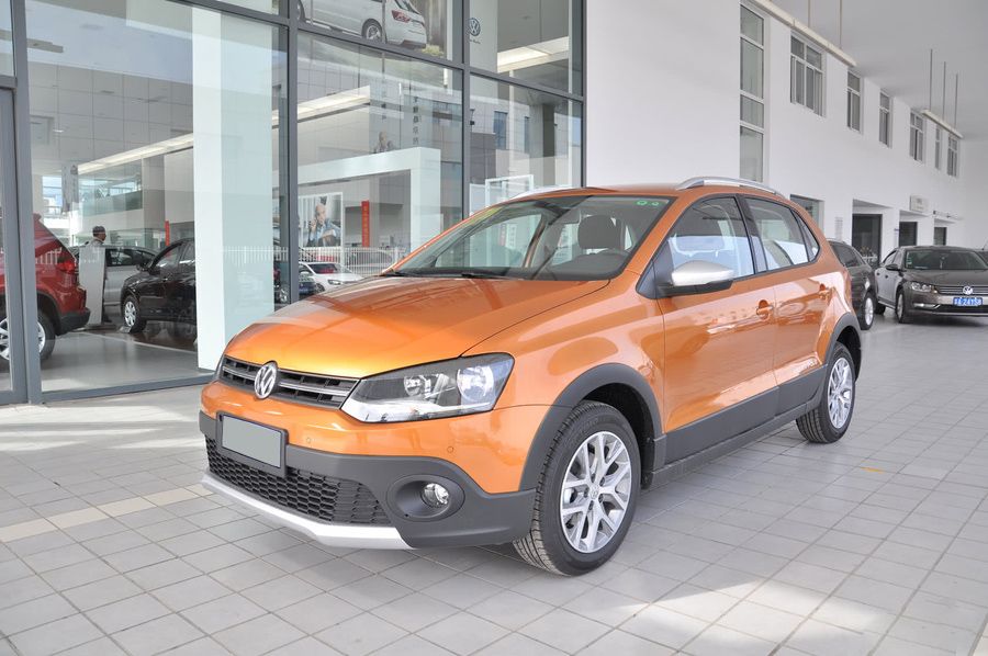 锐志3.0和2.5零百加速,丰田锐志13款2.5零百加速