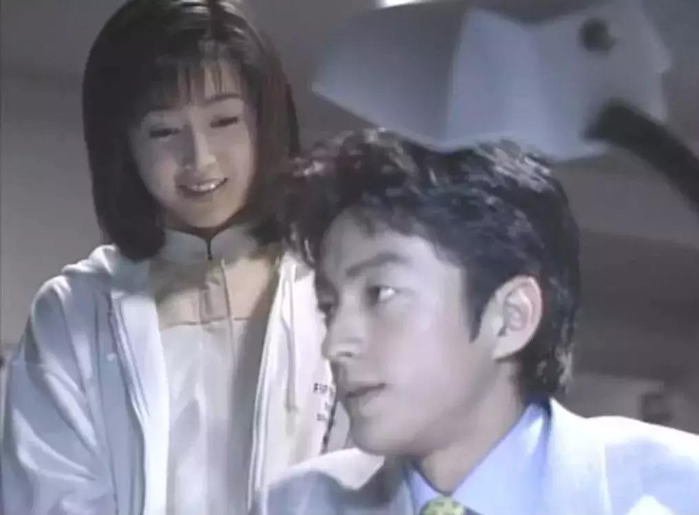 閰掍簳娉曞瓙蹇冧腑鍏呮弧浜嗕綘,閰掍簳娉曞瓙鐙櫧