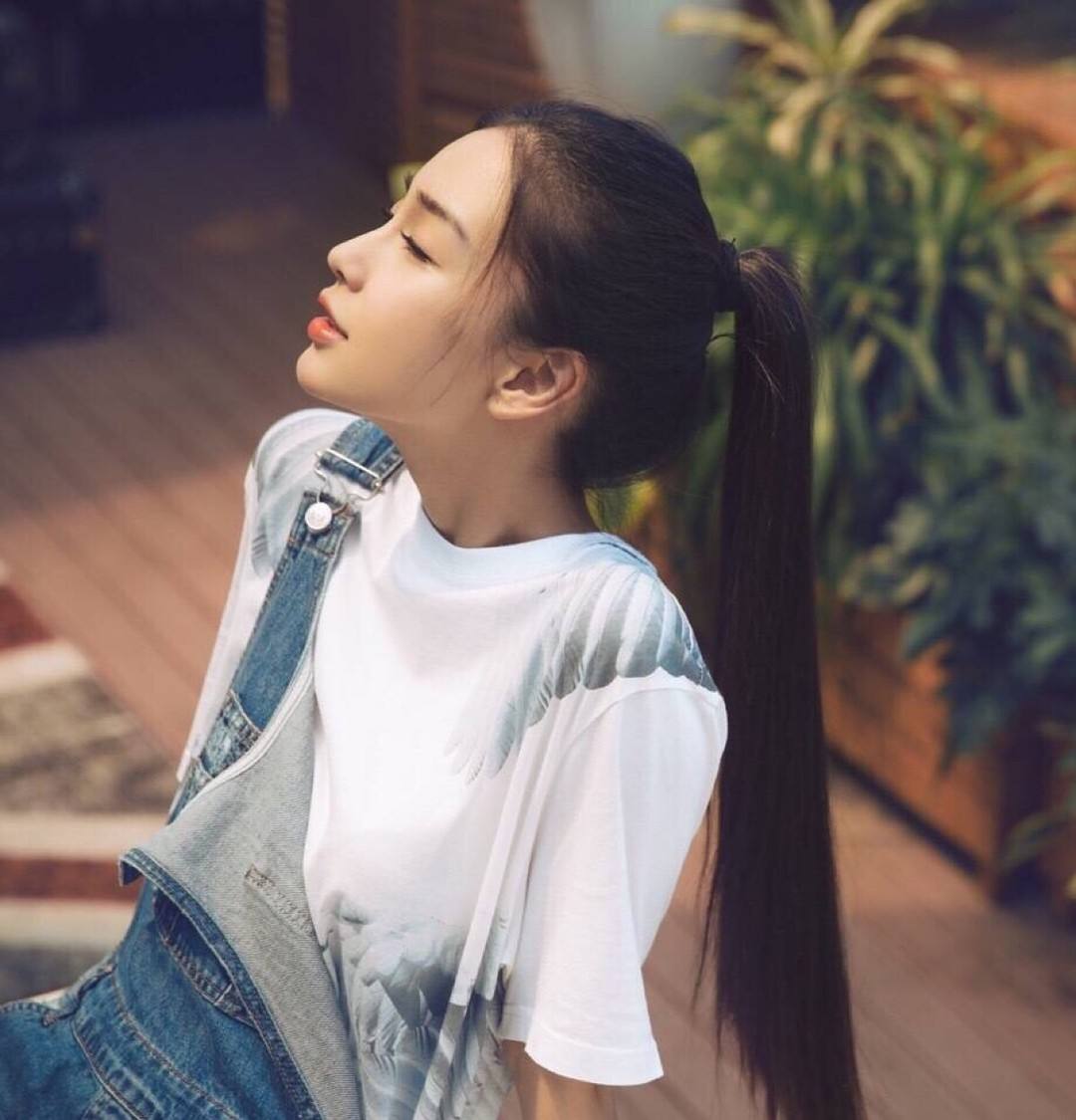 学生时代的女生一定要扎好马尾,有些女生扎马尾和不扎马尾