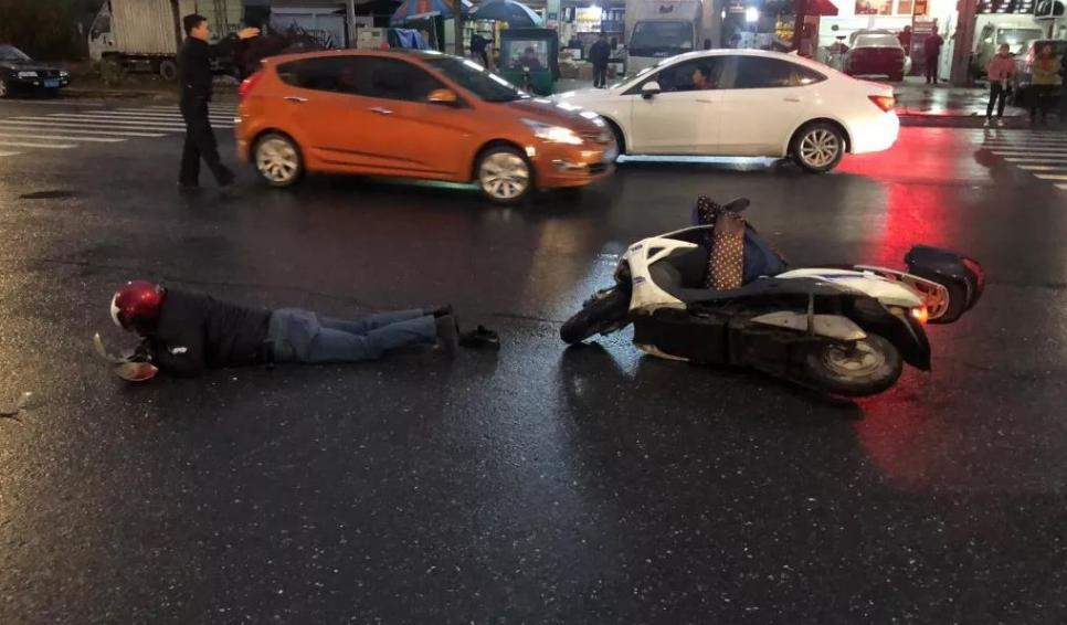 电动车后座载人的规定,电动车被禁后如何接送小孩