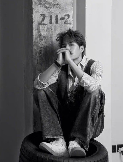 男明星有多少个王一博,明星们眼中的王一博