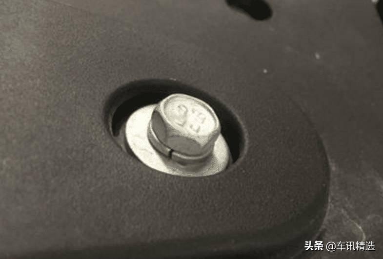 鉴别汽车翻新件,汽车翻新判断方法