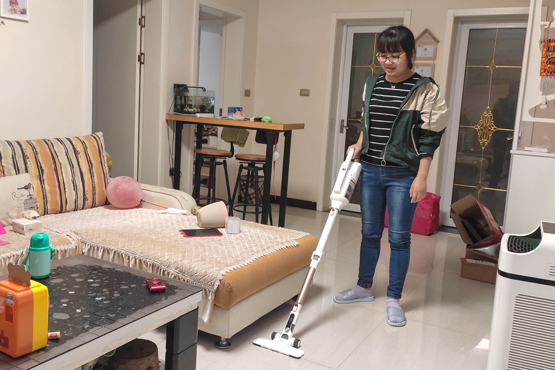 小狗吸尘器t10youth拆解,小狗t12吸拖一体吸尘器真实测评