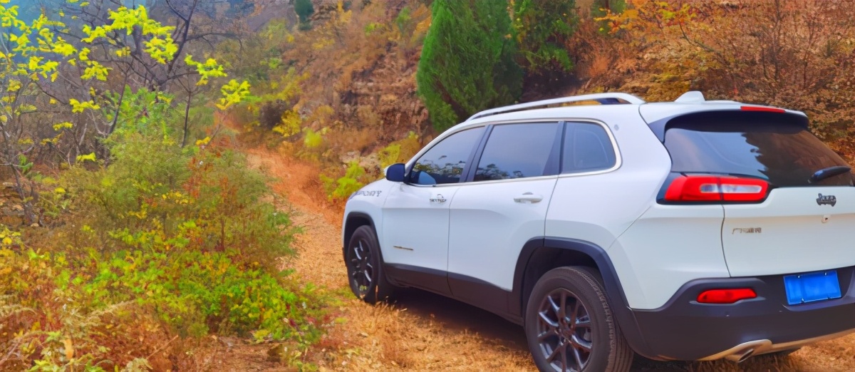 自由光2.0t驾驶感受,18年自由光2.4车主真实感受