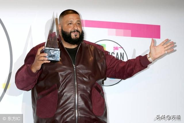 年收入4000万美元，他是福布斯排行榜上最赚钱的嘻哈制作人