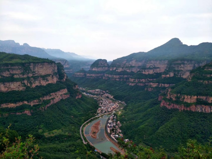 【喇哈二三事】青岛流口水叫“哈喇子”，颠倒“哈喇”指流口水人