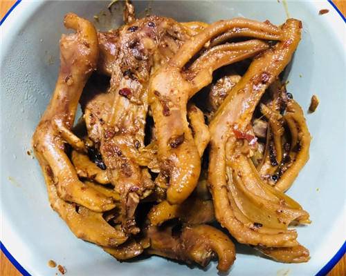 怎么做卤鸭掌好吃,没有卤料包怎么卤鸭掌鸭翅