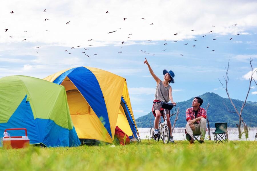 雨天露营穿什么,户外露营穿什么方便