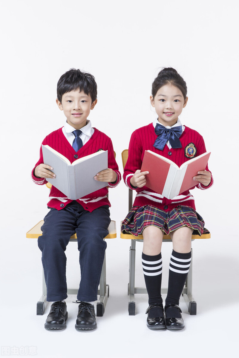 如何教育孩子与同桌相处,小孩和同桌闹矛盾怎么跟家长沟通