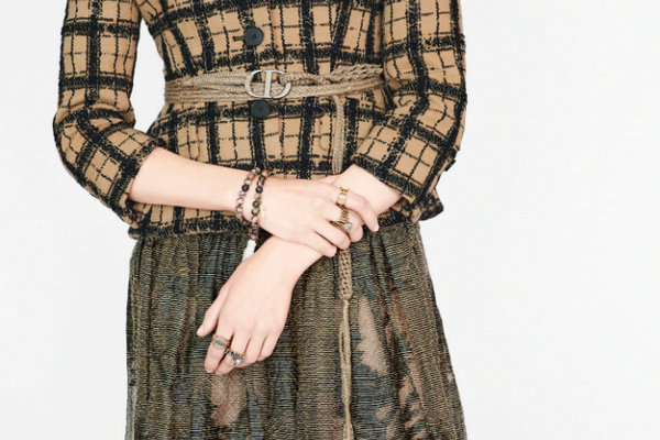 奢侈品牌情侣手链推荐,奢侈手链品牌排行榜