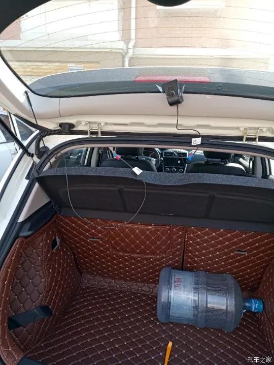 凯迪拉克中控台怎样加装视频系统,凯迪拉克如何安装流媒体记录仪