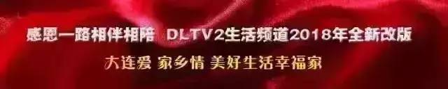 用石头砸鳄鱼,鳄鱼被石头砸伤真假