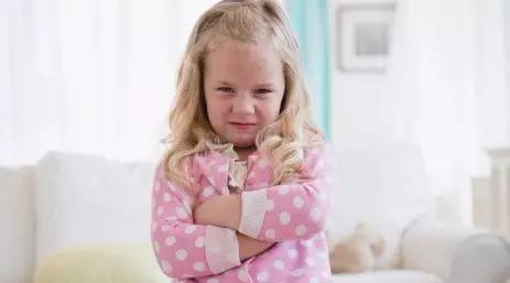 孩子的3个叛逆期家长该如何应对 (如何正确对待孩子三次叛逆期)