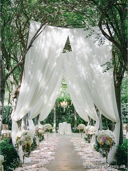 如何选择婚礼风格必备技巧,怎样找婚礼场地布置