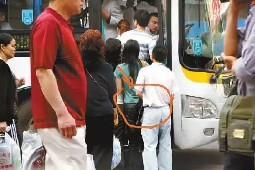 快过年了门户更要看紧!这3个时段家里最招贼