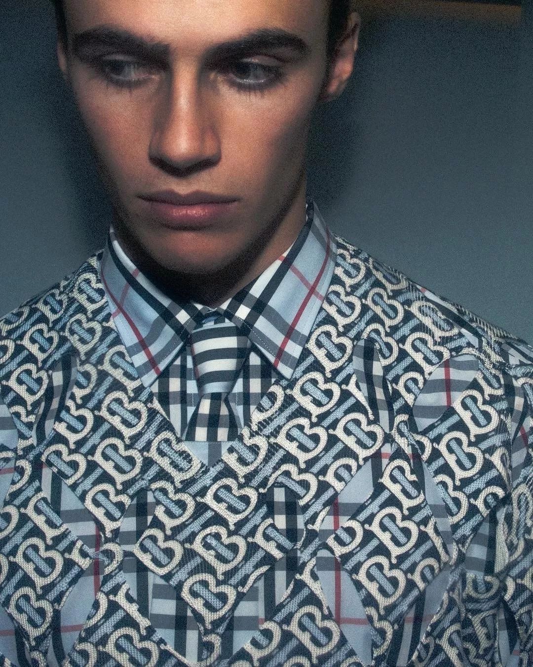 正式而时尚的领带,比较时髦的领带