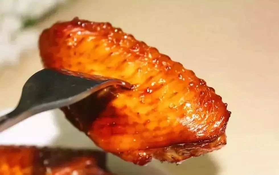 三款令人胃口大开的美味烤鸡翅,烤鸡翅鸡腿配方