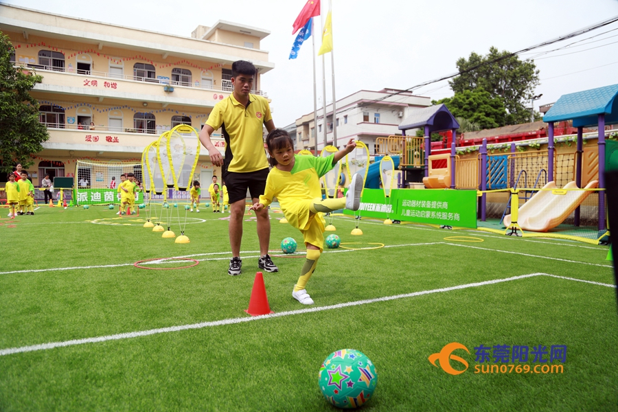 足球从娃娃抓起的前一句,足球从娃娃抓起不再是一句口号