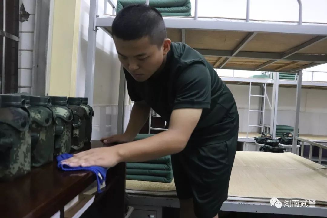 见字如面入伍家书,见字如面十五封信