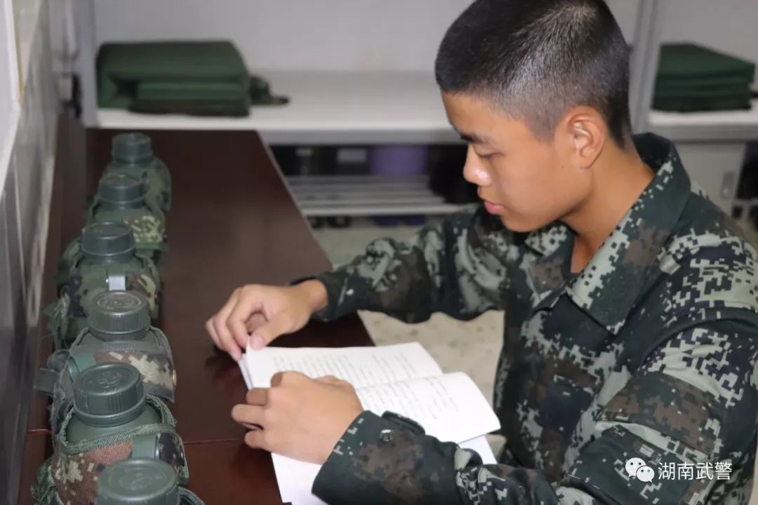 见字如面入伍家书,见字如面十五封信