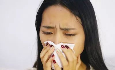 儿童鼻痒鼻塞鼻炎用什么喷剂,小孩鼻塞建议用什么鼻喷雾剂