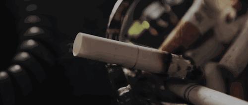 「健康」80后干部两鬓斑白上热搜！怎么防止头发变秃变白？